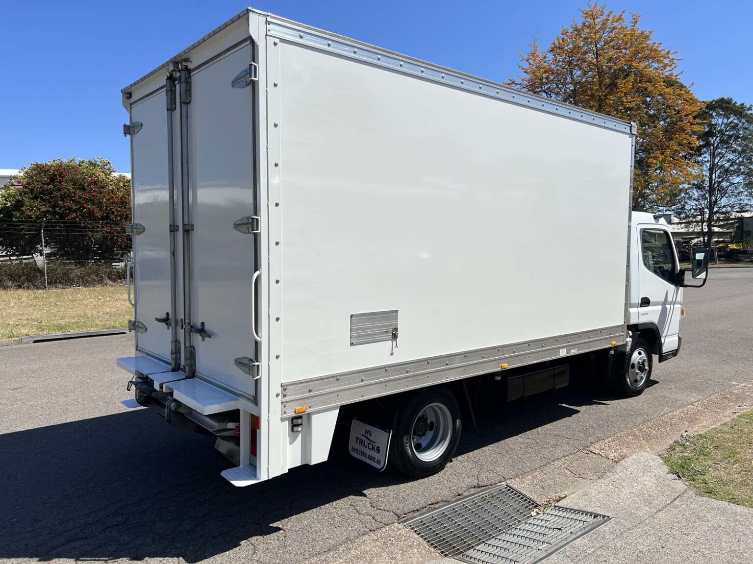 Fuso Canter 515 Pantech with Tailgate Loader - HV Trucks