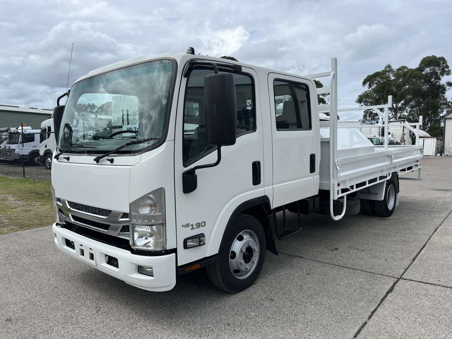 Isuzu NPR 45-190 Crewcab with Drop Side tray - HV Trucks